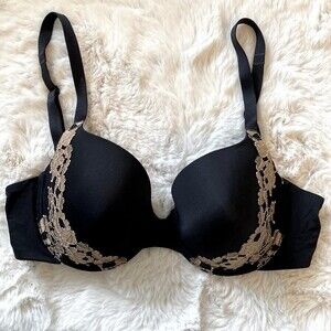 WACOAL~LIGHTLY PADDED BRA~32D